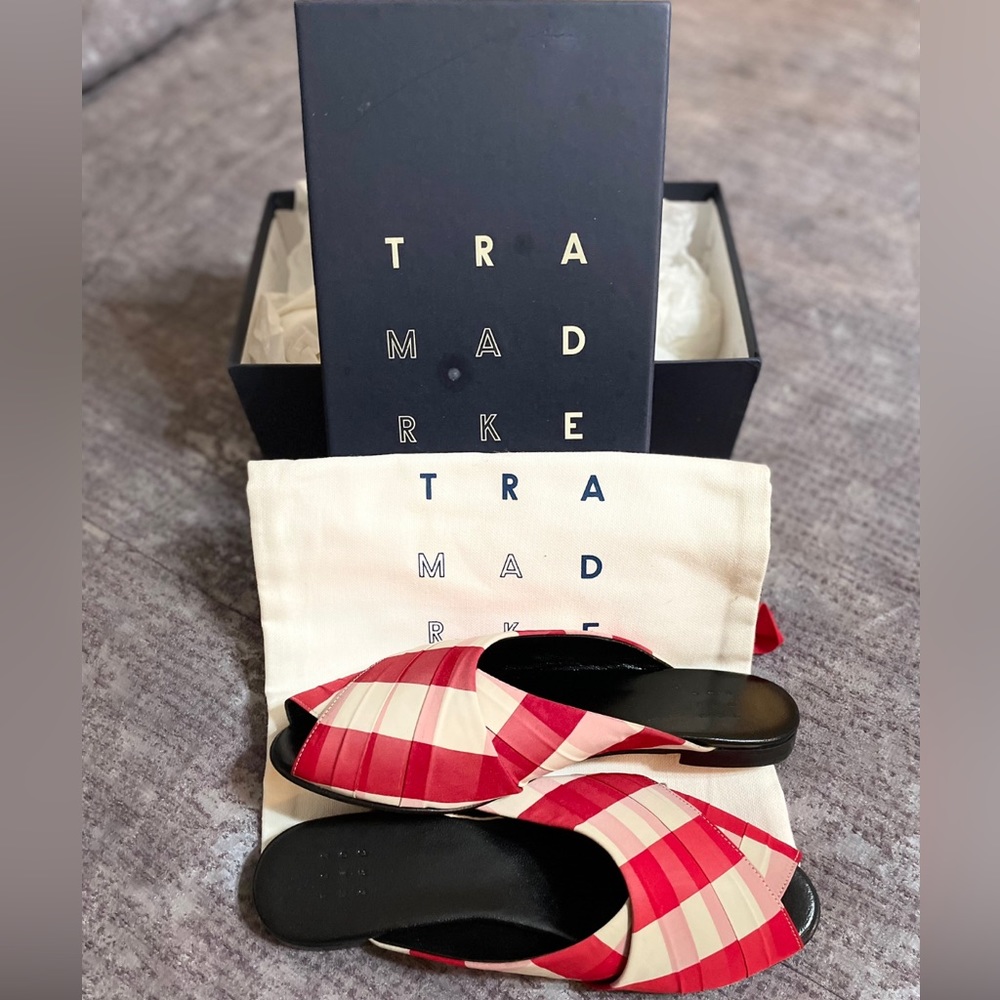 Leather Red and Cream Sandal Size 7